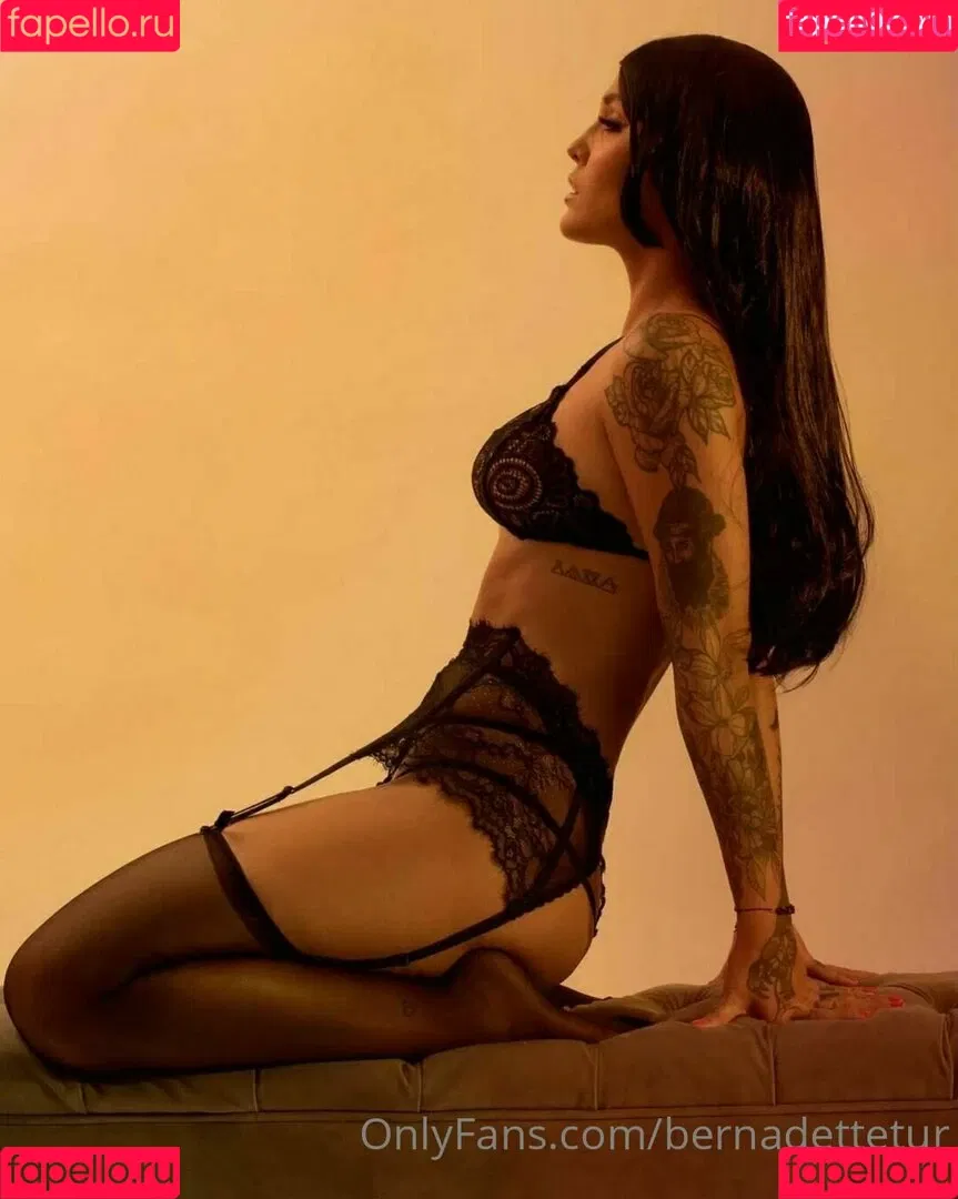 Bernadettetur Onlyfans Photo Gallery 