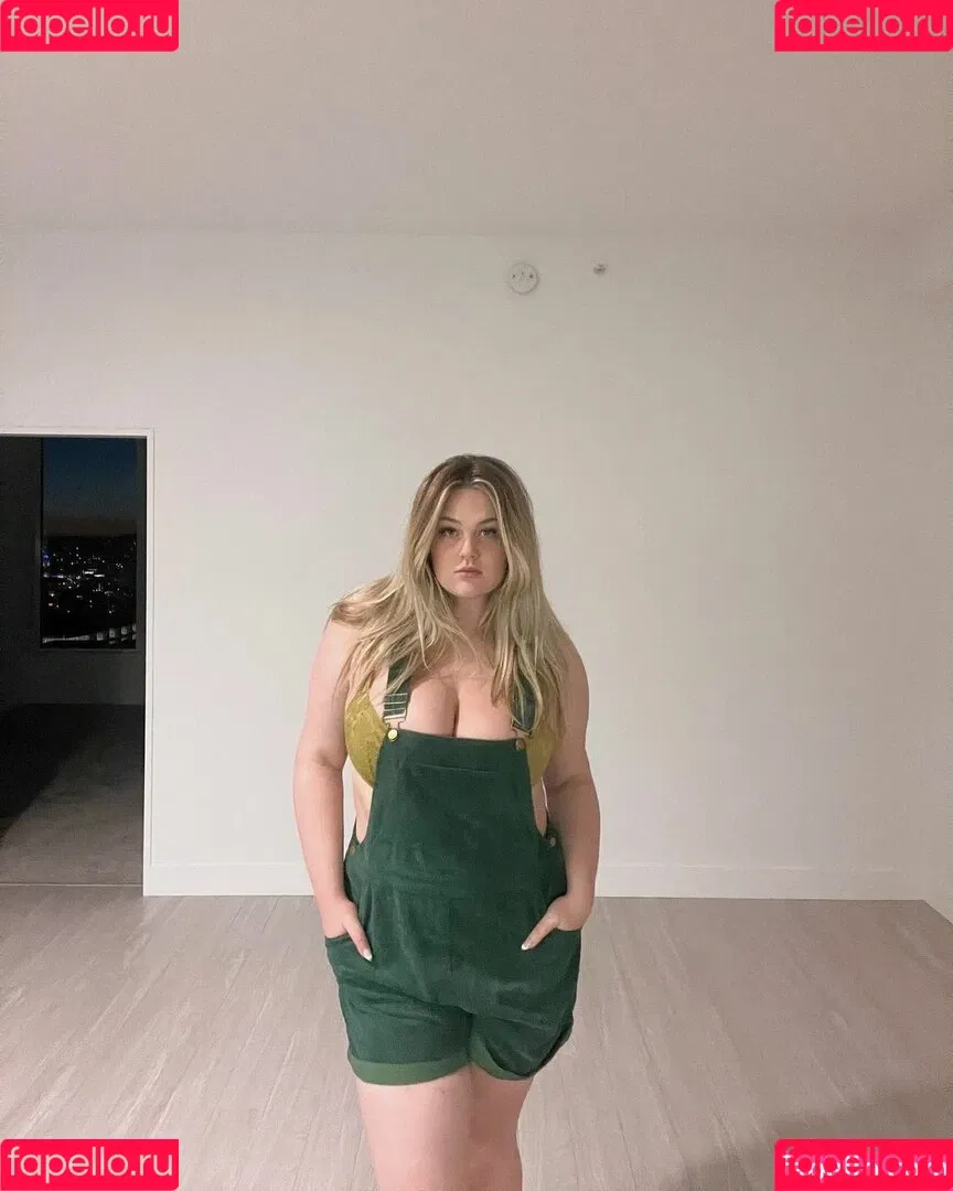 Adelina Manaut Onlyfans Photo Gallery 