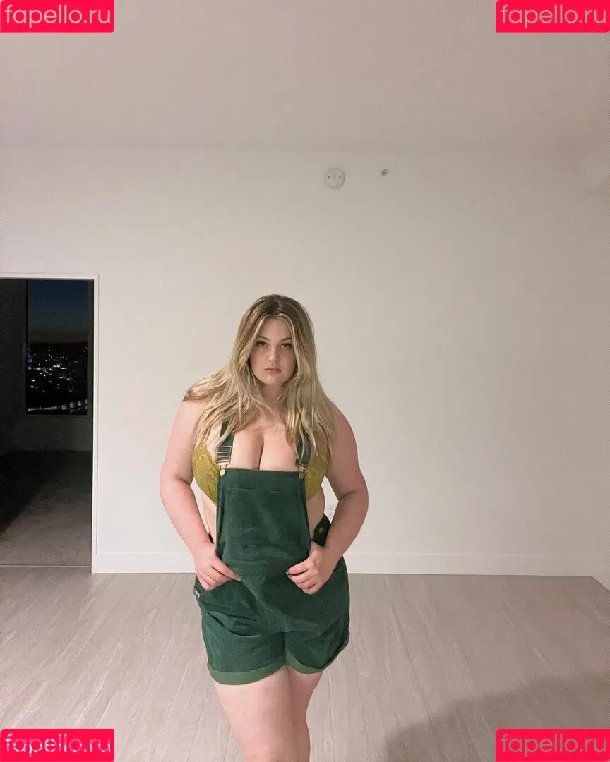 Adelina Manaut Onlyfans Photo Gallery 