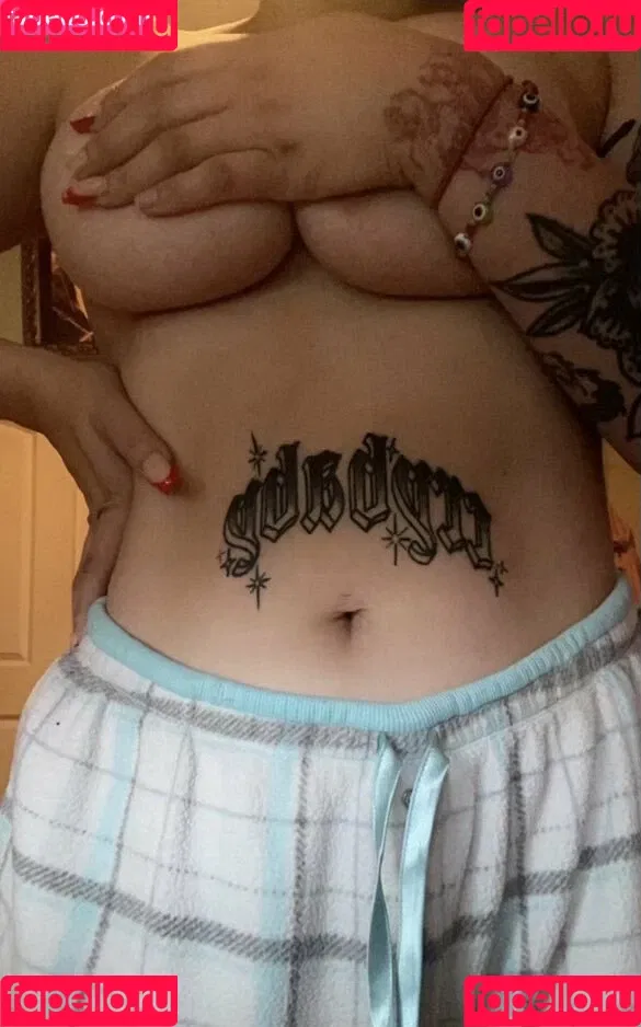 Getabaghoe Onlyfans Photo Gallery 