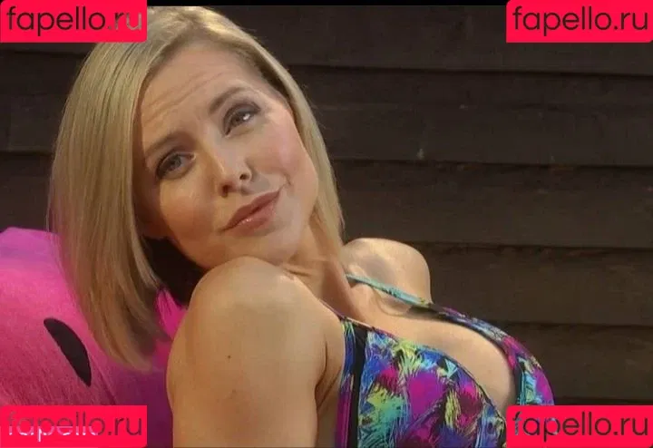 Stephanie Waring Onlyfans Photo Gallery 