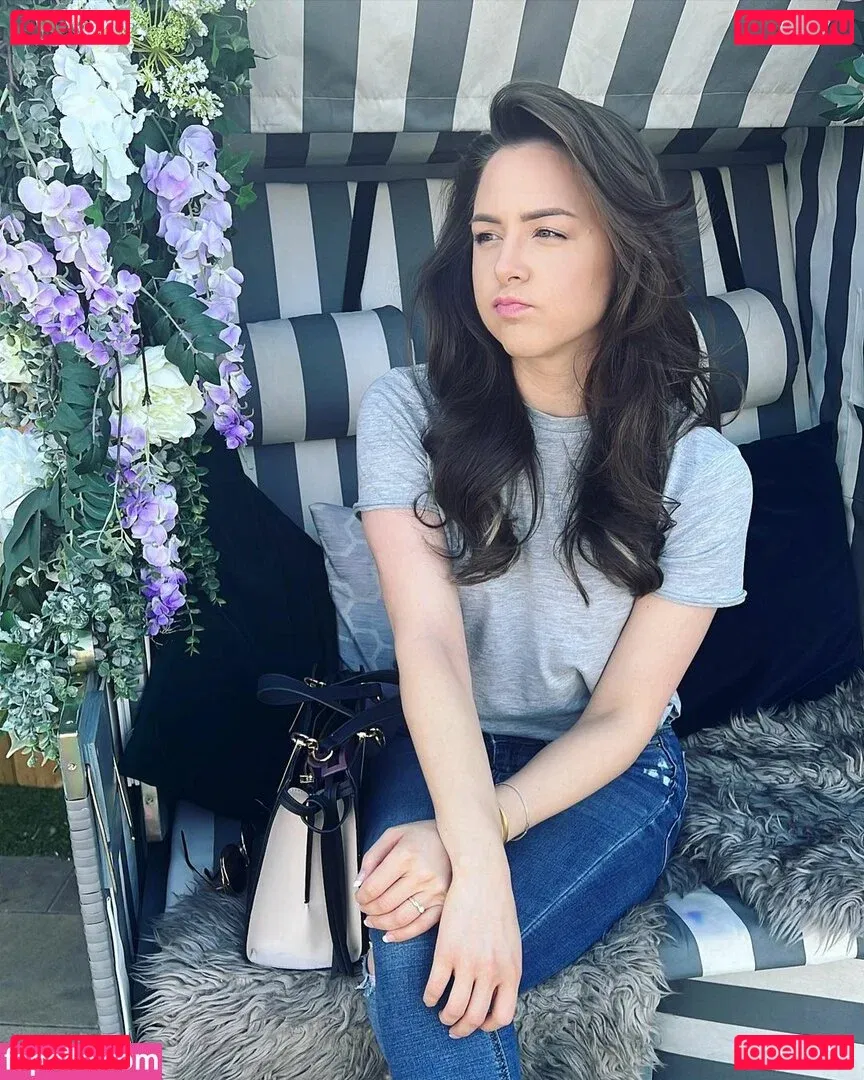 Jazzybum Onlyfans Photo Gallery 