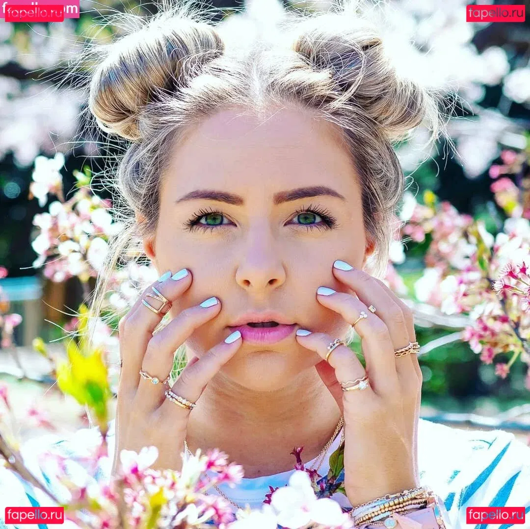 Jazzybum Onlyfans Photo Gallery 