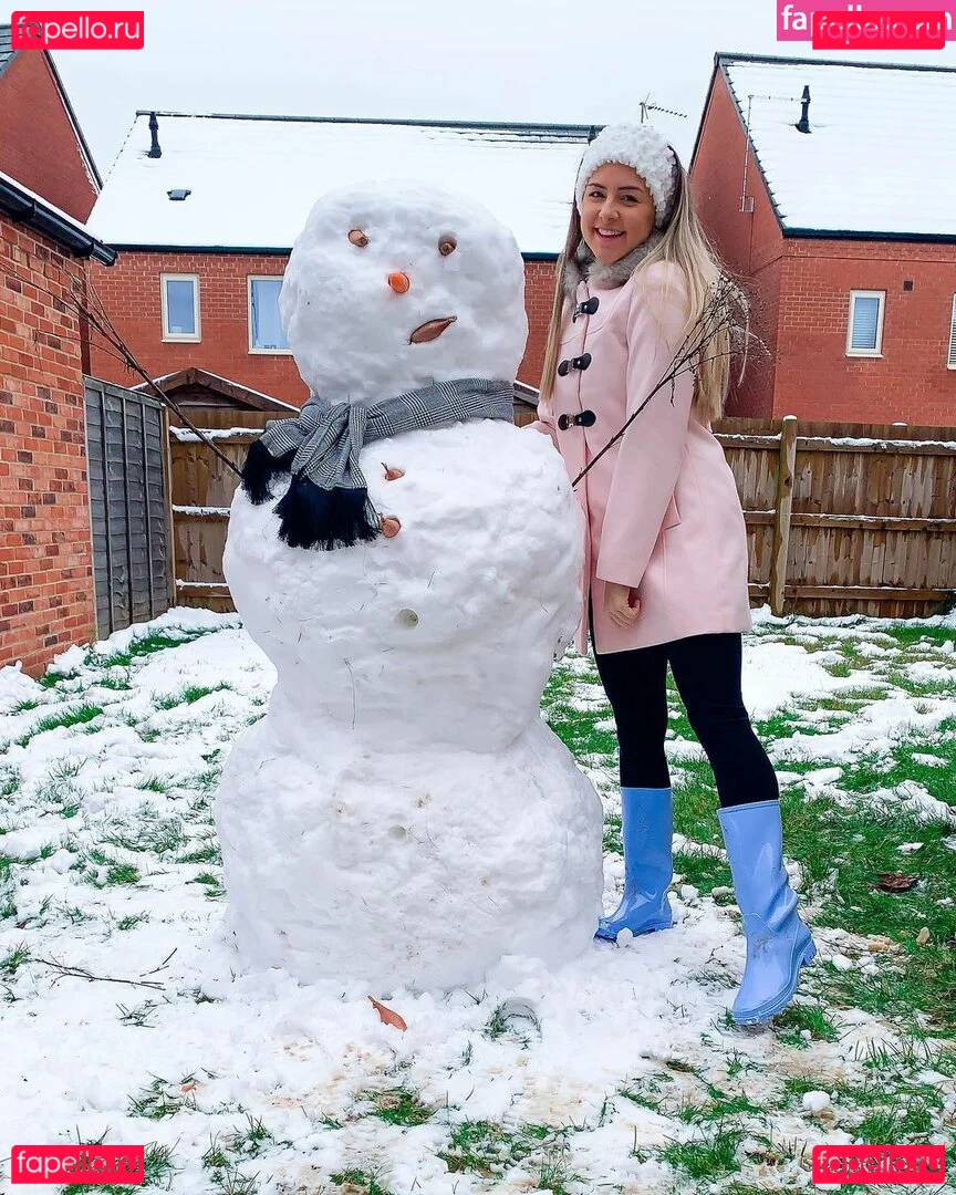 Jazzybum Onlyfans Photo Gallery 