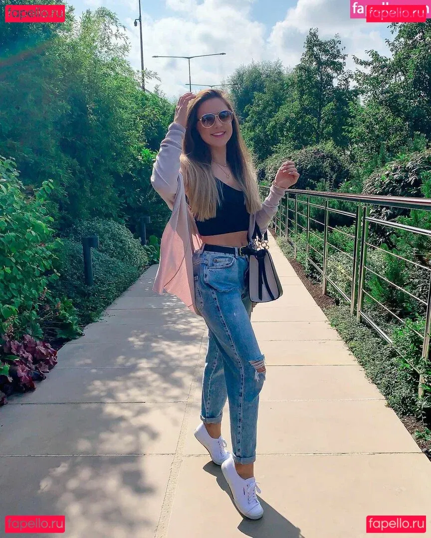 Jazzybum Onlyfans Photo Gallery 