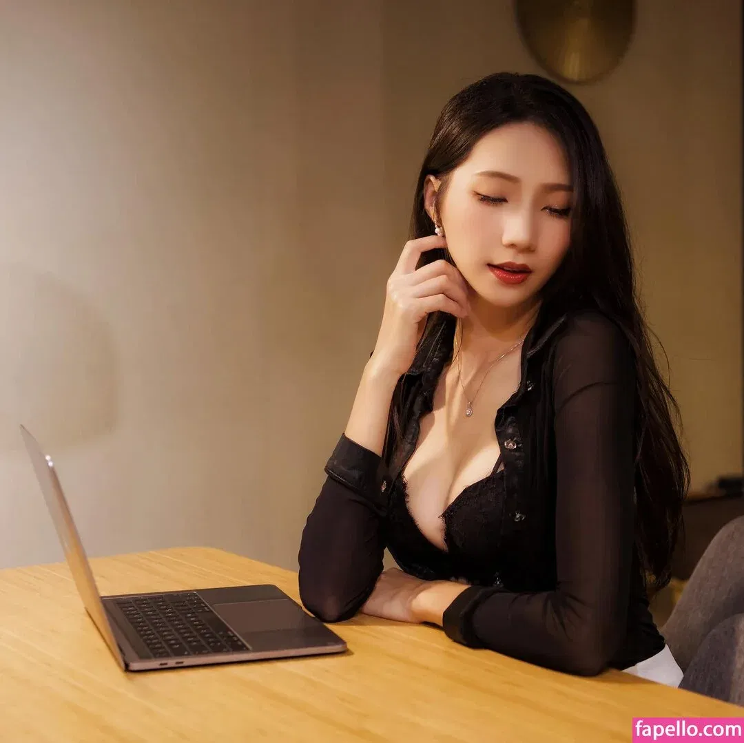 Anita Feifei Onlyfans Photo Gallery 