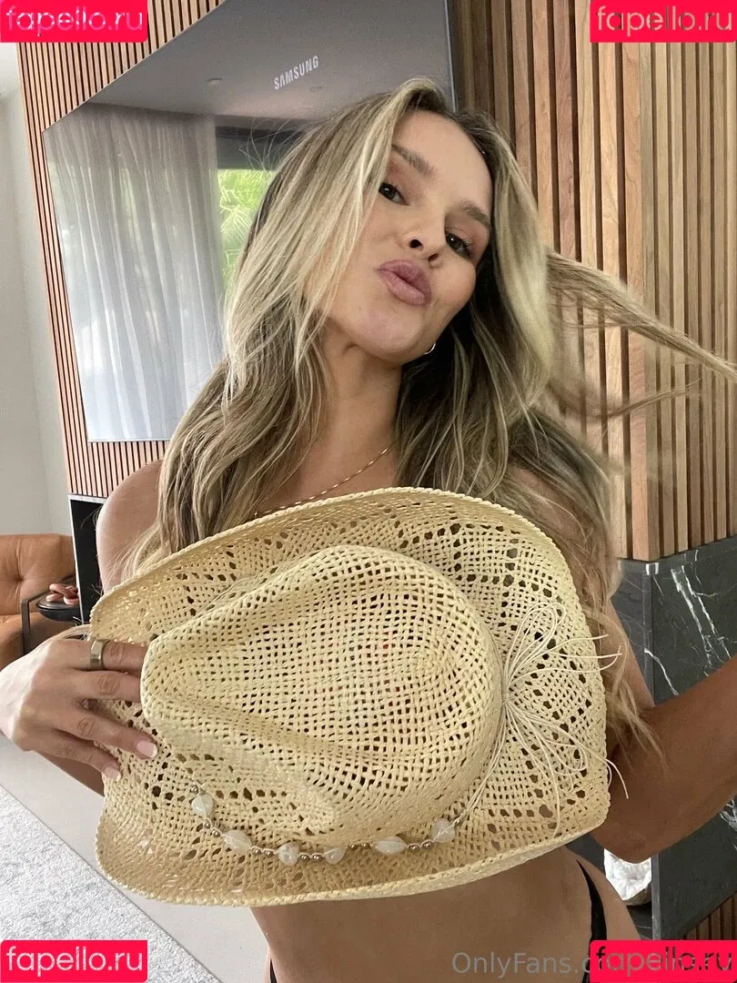 Kinsey Onlyfans Photo Gallery 
