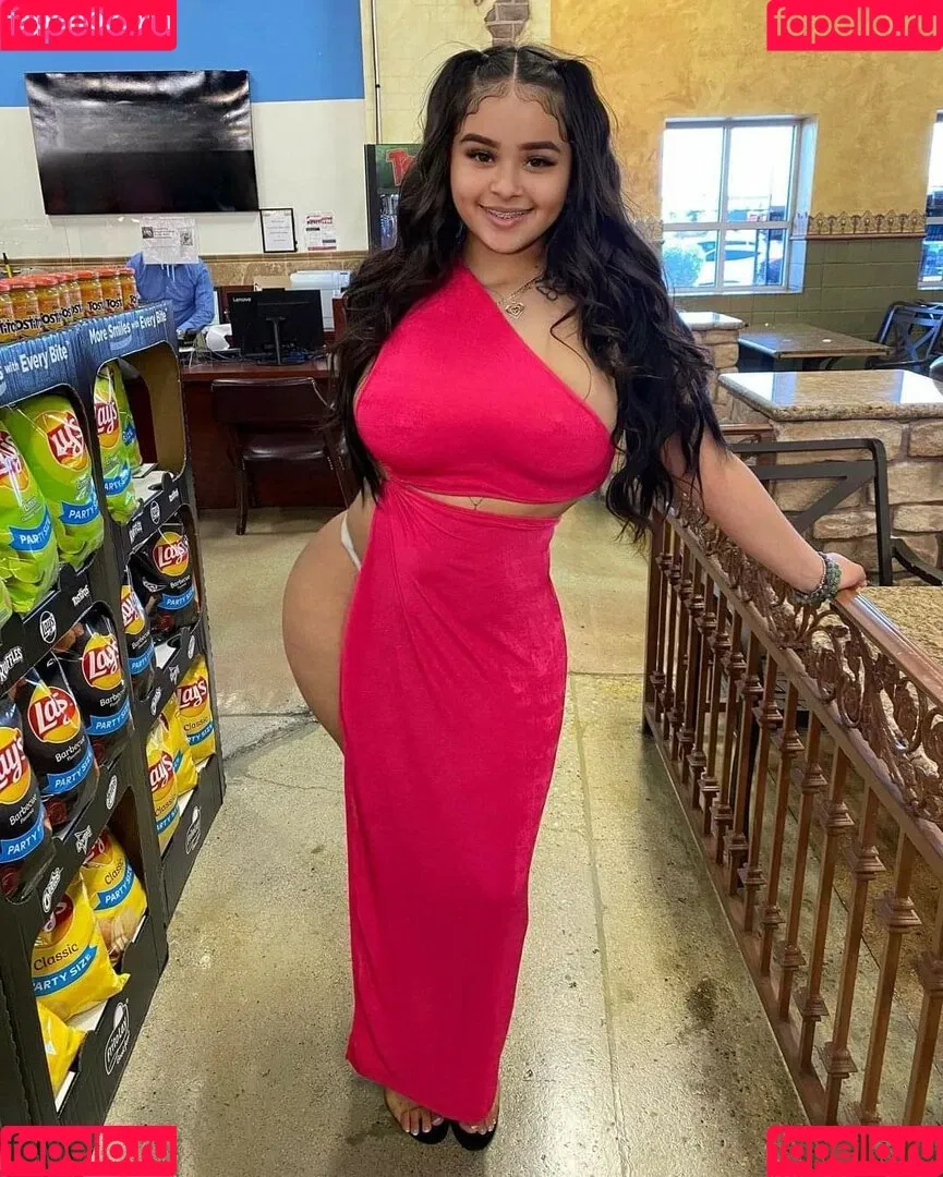 val2legit Onlyfans Photo Gallery 