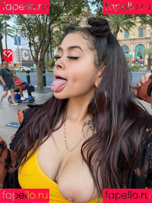 val2legit Onlyfans Photo Gallery 