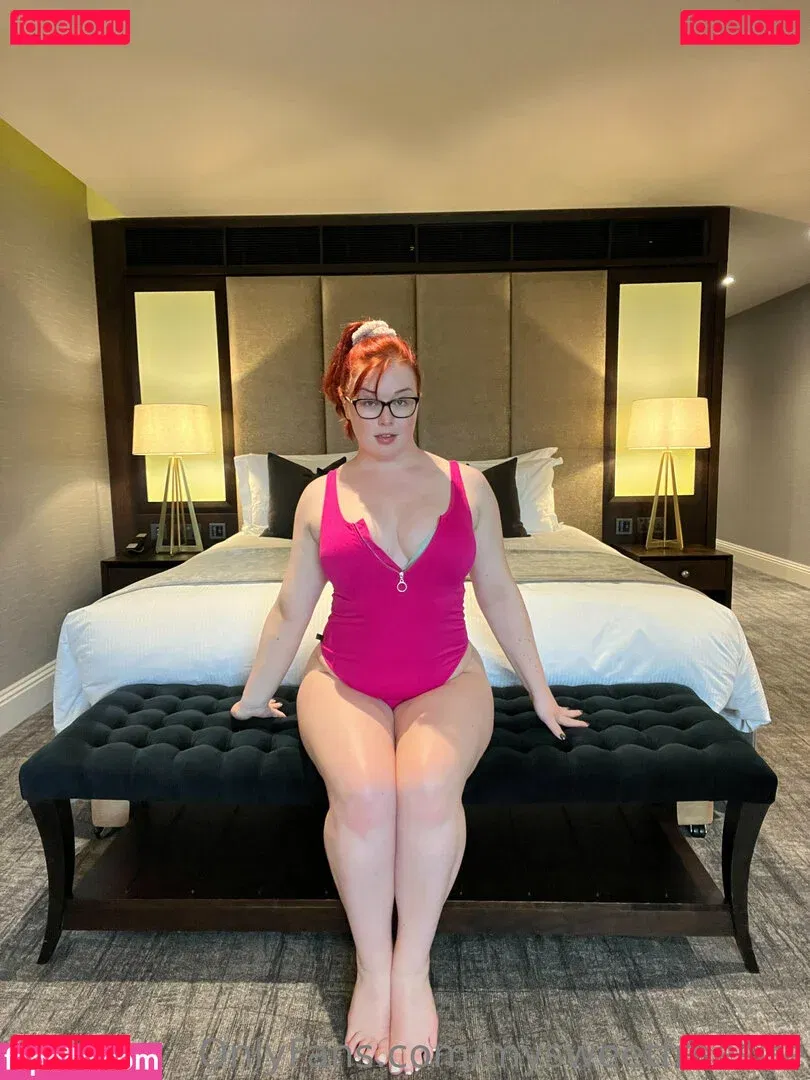 sweetlucysfreepage Onlyfans Photo Gallery 