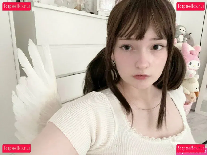 emidoll Onlyfans Photo Gallery 