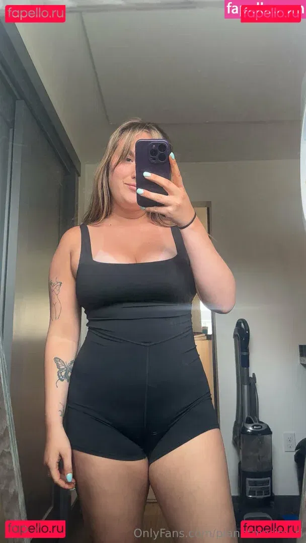 Planetmarimari Onlyfans Photo Gallery 