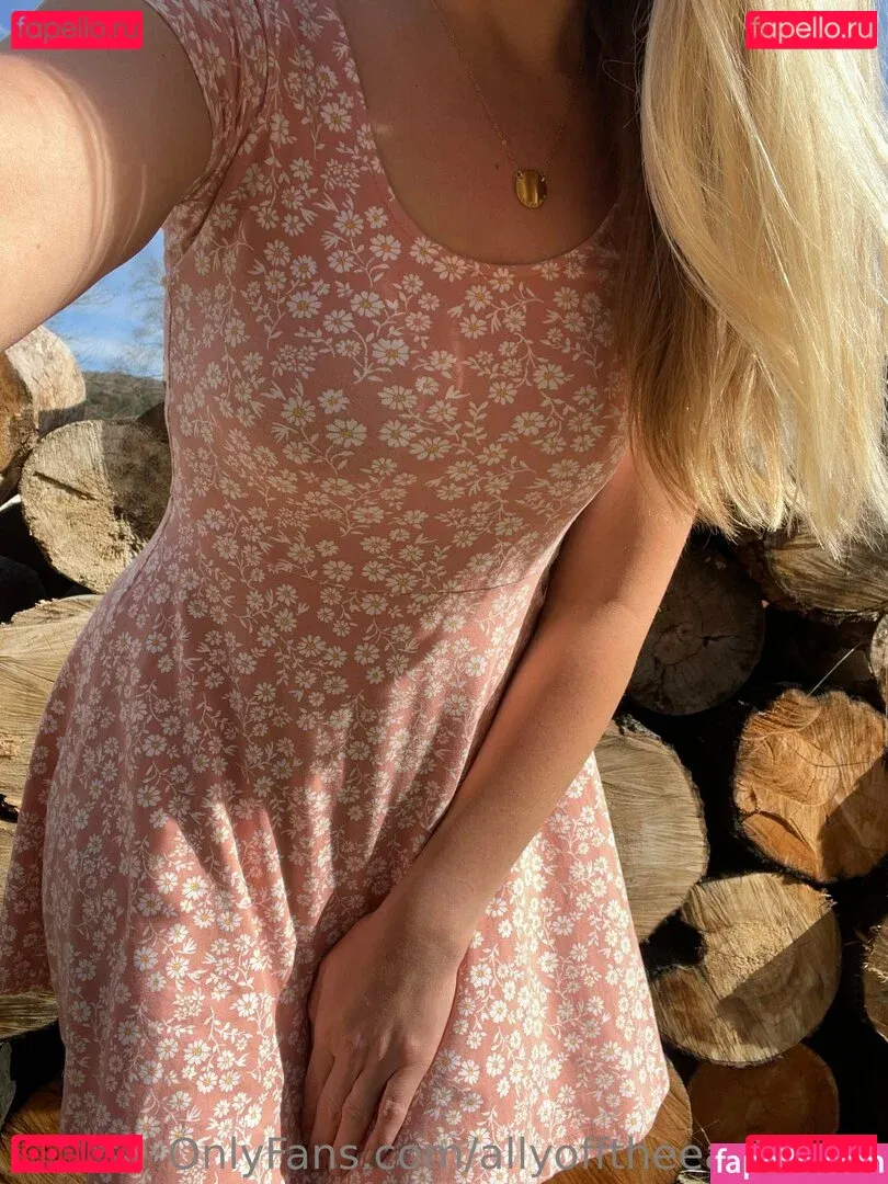 allyofftheeastcoast Onlyfans Photo Gallery 