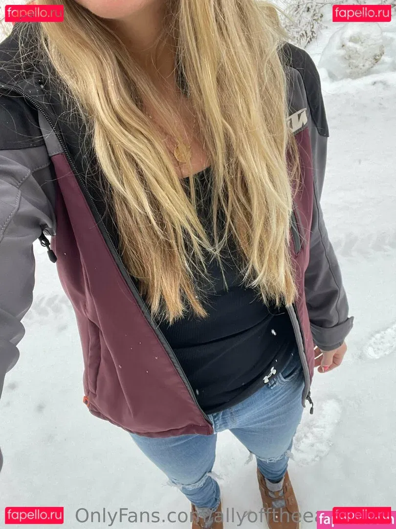 allyofftheeastcoast Onlyfans Photo Gallery 