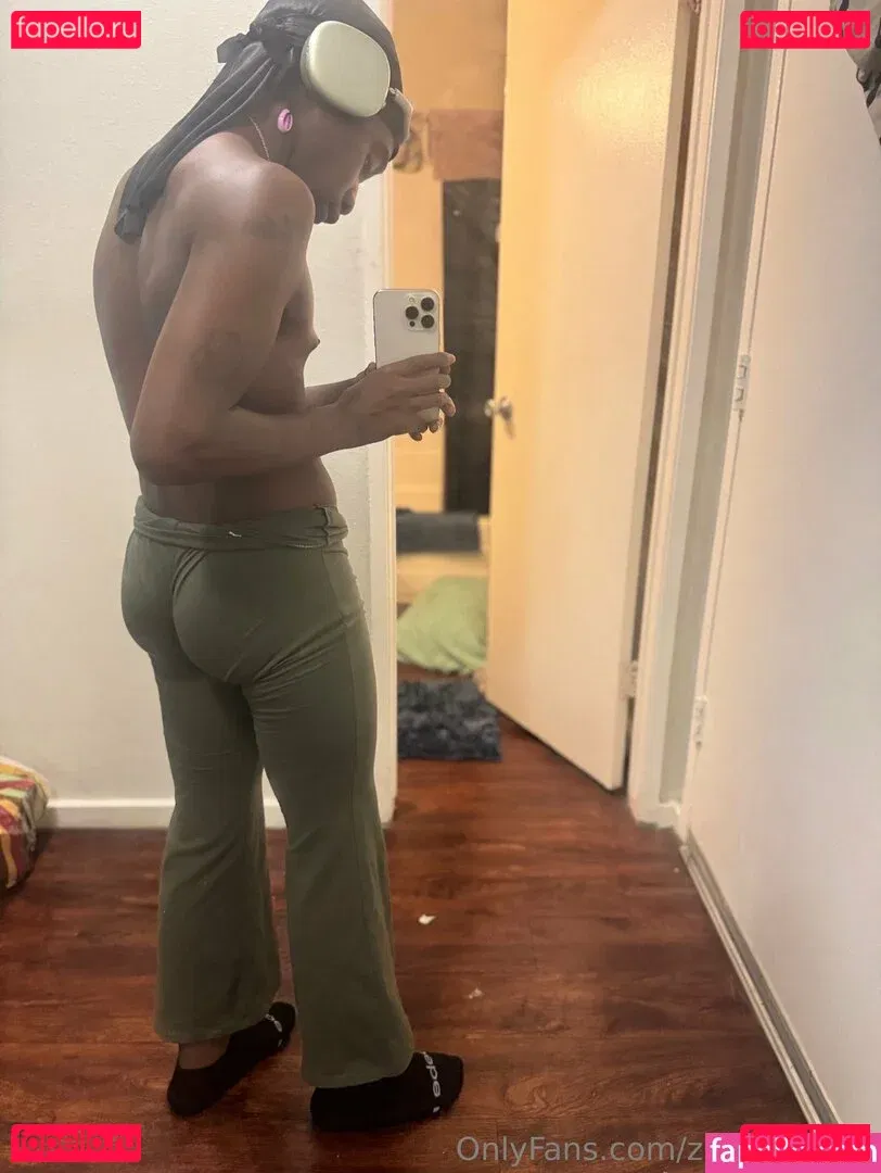 zayhilfigerrr Onlyfans Photo Gallery 