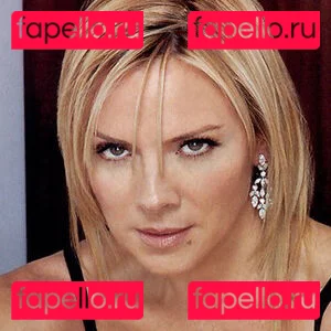 Kim Cattrall Onlyfans Photo Gallery 