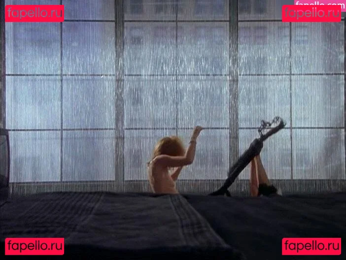 Kim Cattrall Onlyfans Photo Gallery 