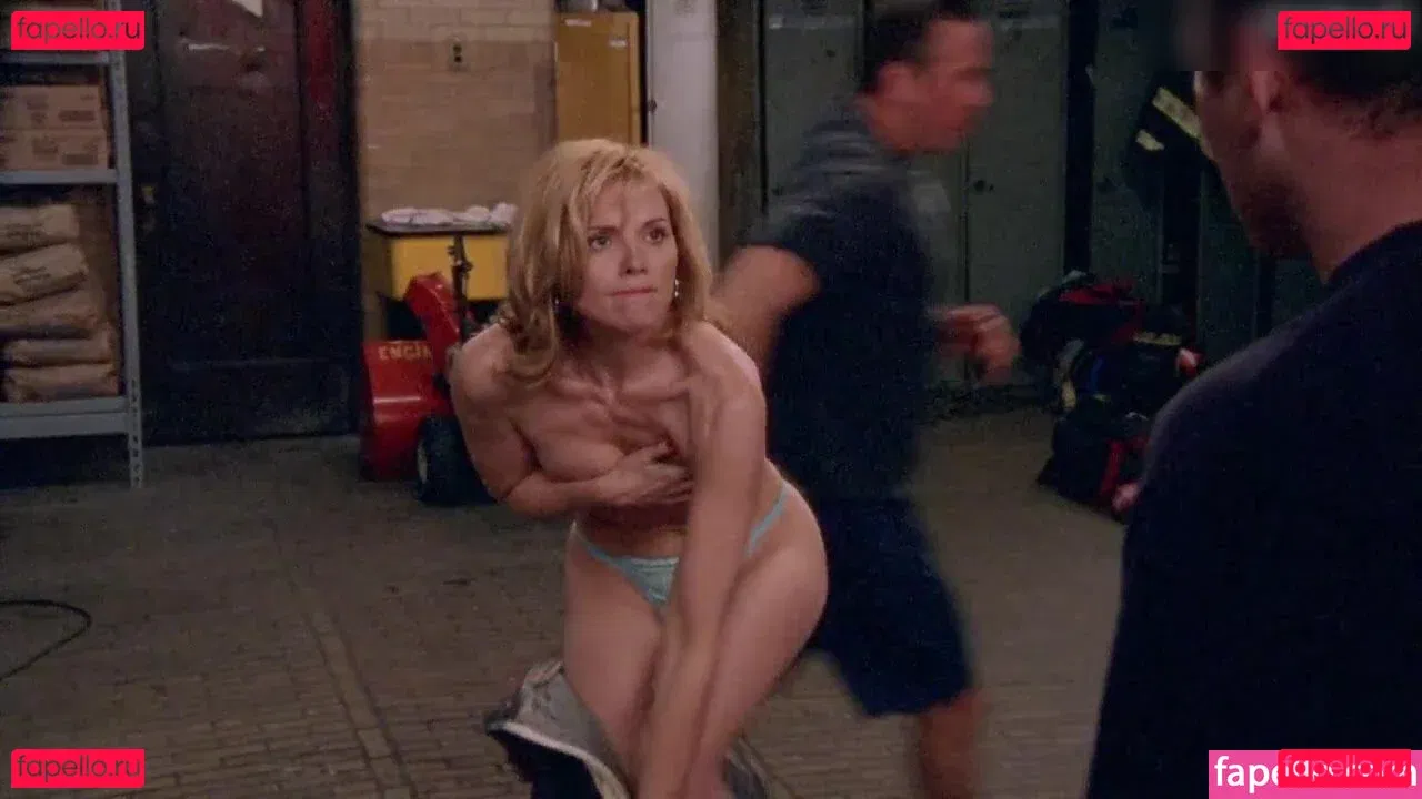 Kim Cattrall Onlyfans Photo Gallery 