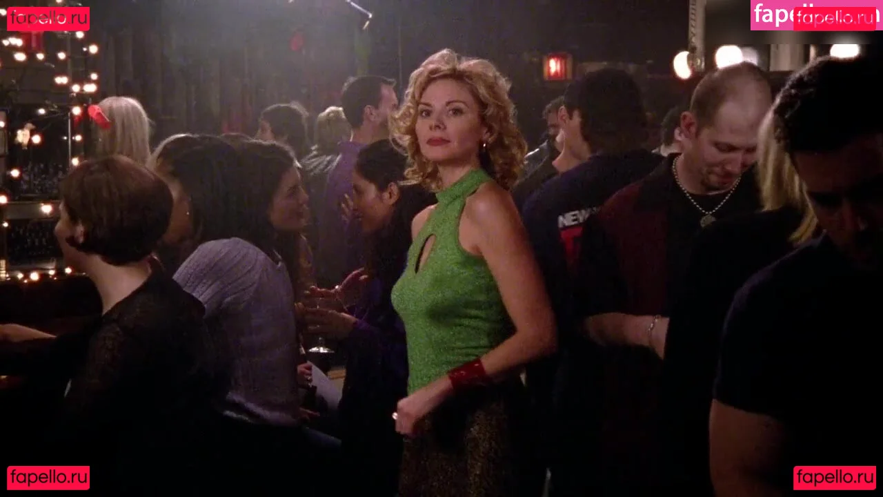 Kim Cattrall Onlyfans Photo Gallery 