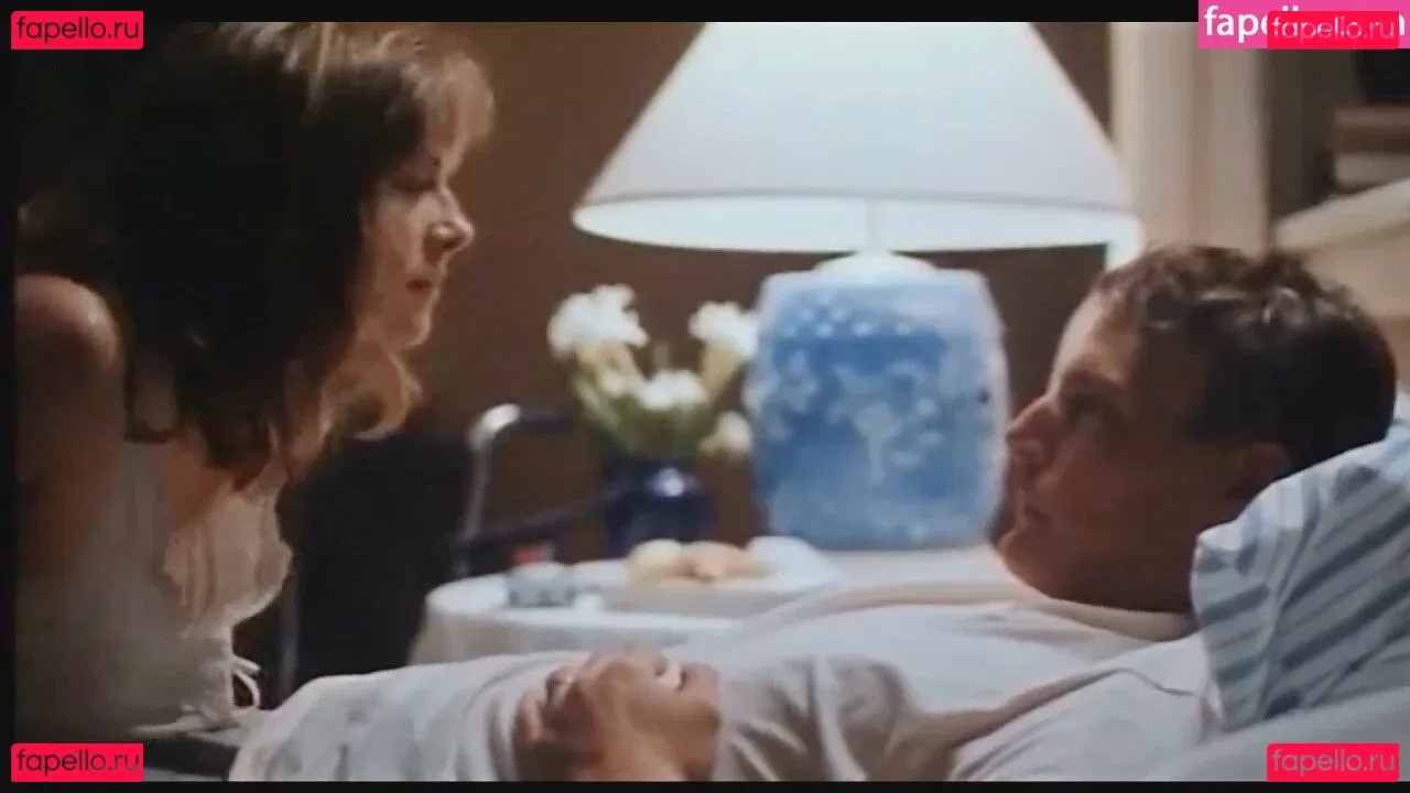 Kim Cattrall Onlyfans Photo Gallery 