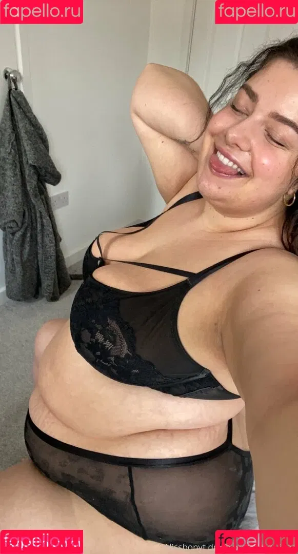 alissbonyt Onlyfans Photo Gallery 