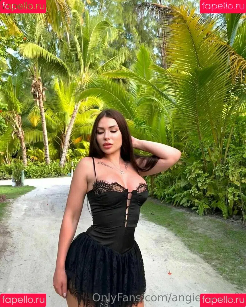 angie_angelll Onlyfans Photo Gallery 