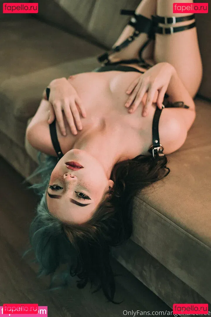 angelahalee Onlyfans Photo Gallery 