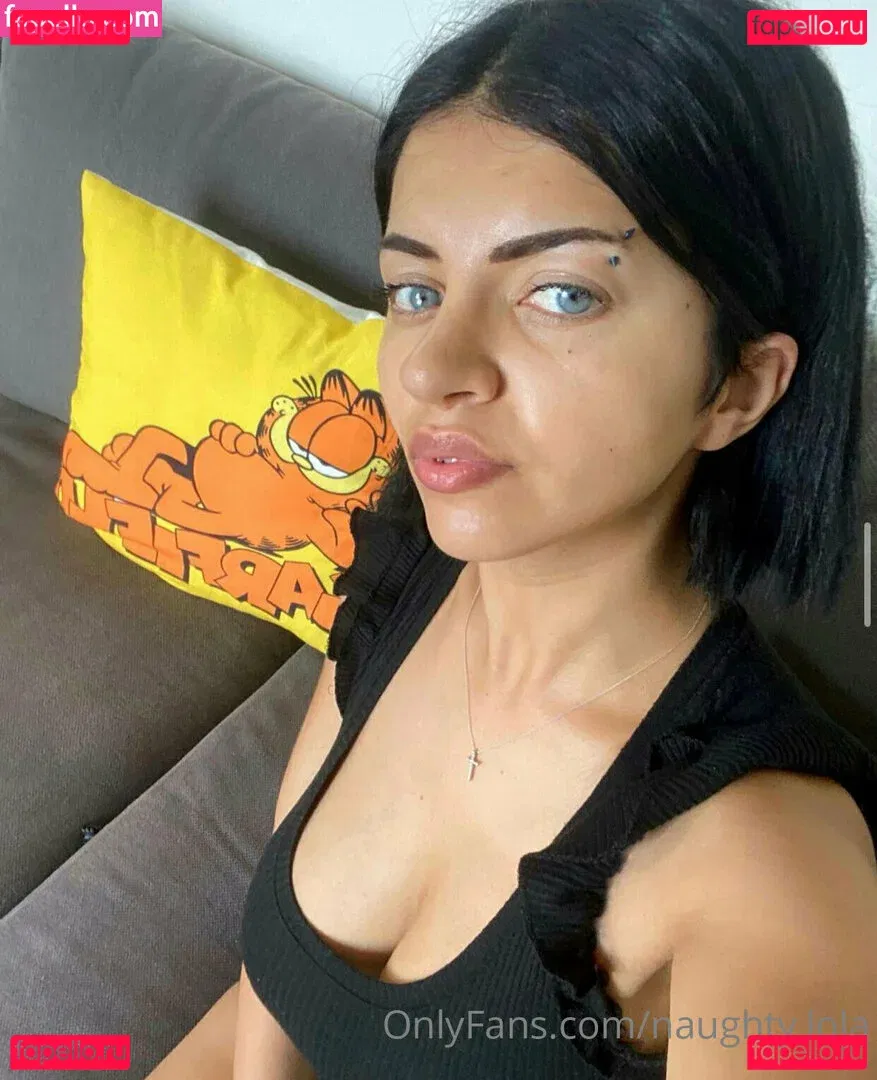 naughty.lola Onlyfans Photo Gallery 