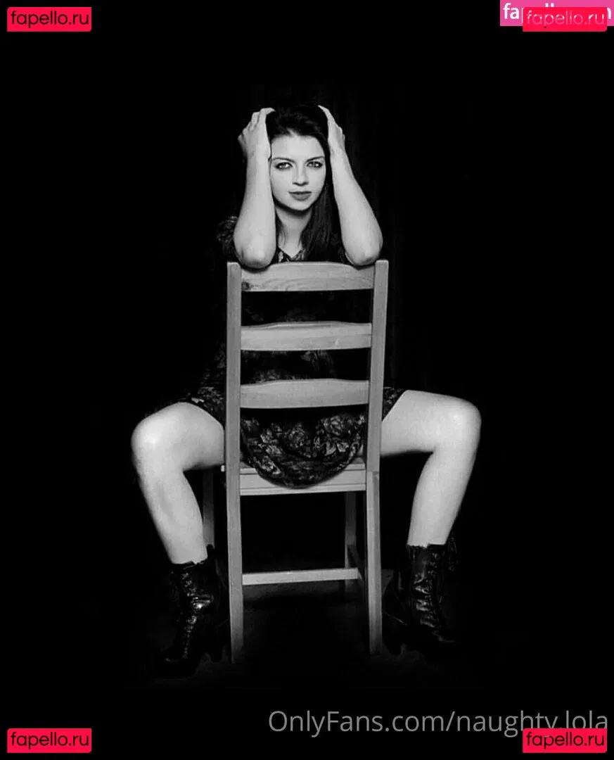 naughty.lola Onlyfans Photo Gallery 