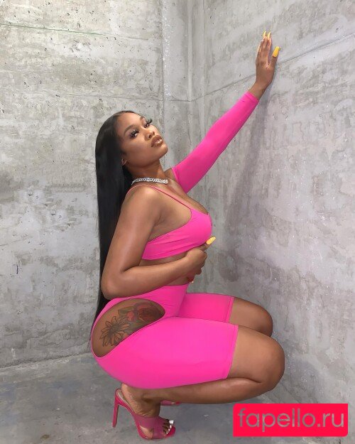 Fansloveszelie Nude Onlyfans Photo 19