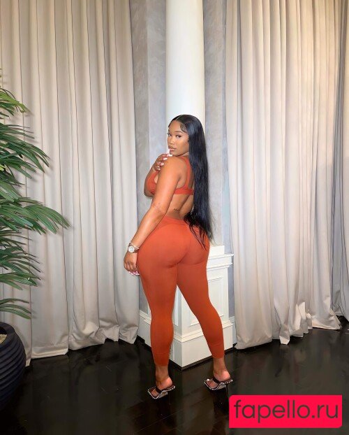 Fansloveszelie Nude Onlyfans Photo 16