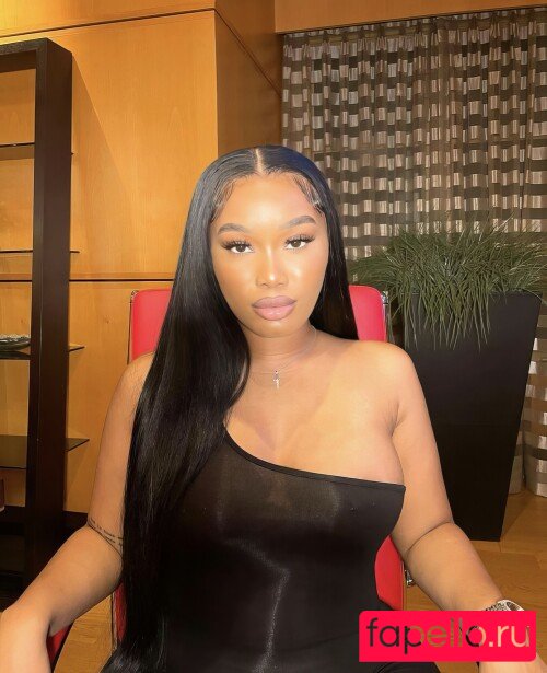Fansloveszelie Nude Onlyfans Photo 10