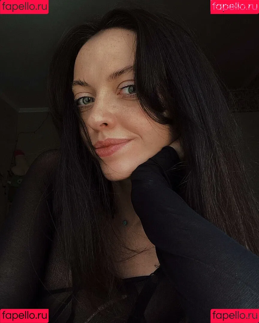 katya_mozhina Onlyfans Photo Gallery 