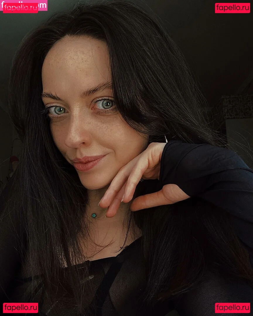 katya_mozhina Onlyfans Photo Gallery 