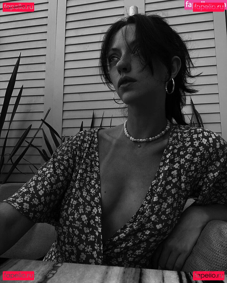 katya_mozhina Onlyfans Photo Gallery 