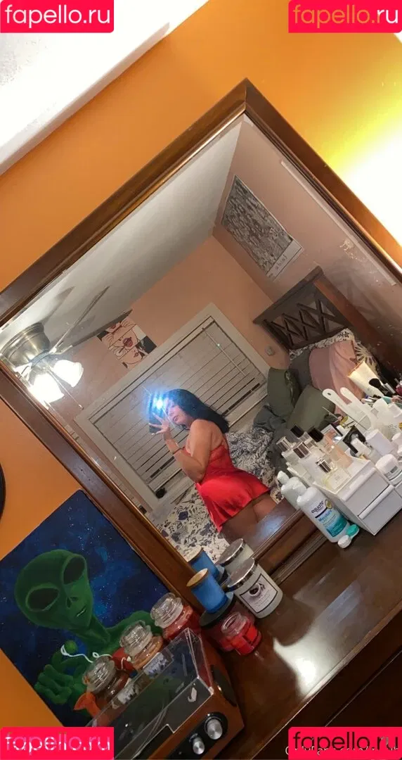 innub Onlyfans Photo Gallery 