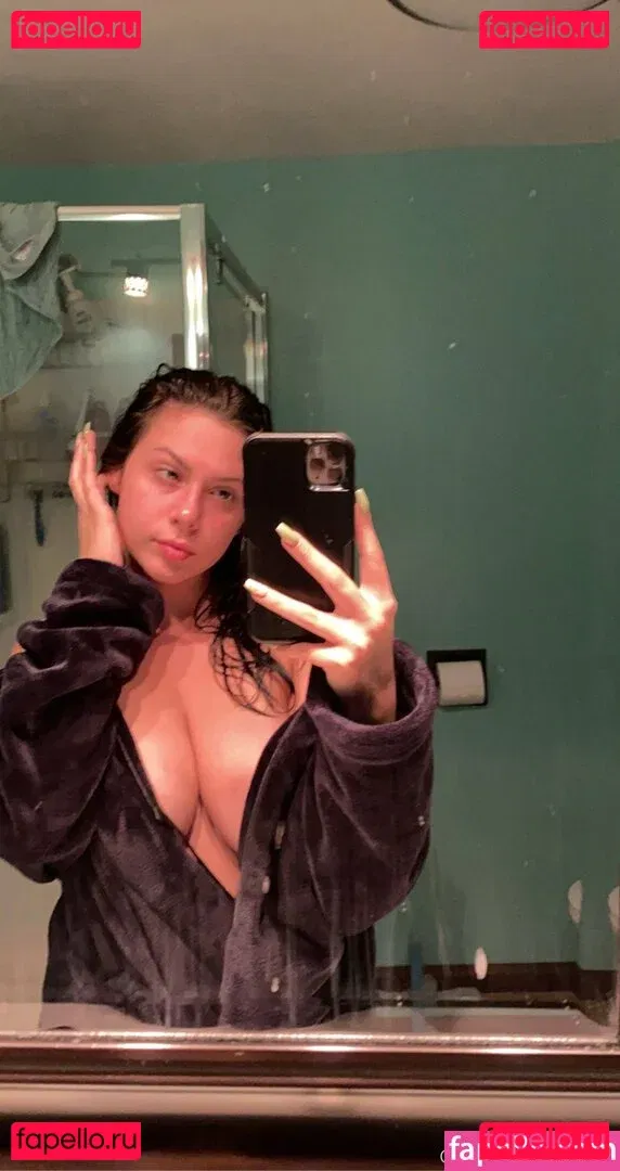 innub Onlyfans Photo Gallery 