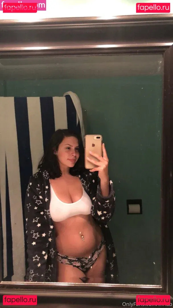 innub Onlyfans Photo Gallery 