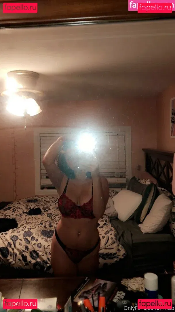 innub Onlyfans Photo Gallery 