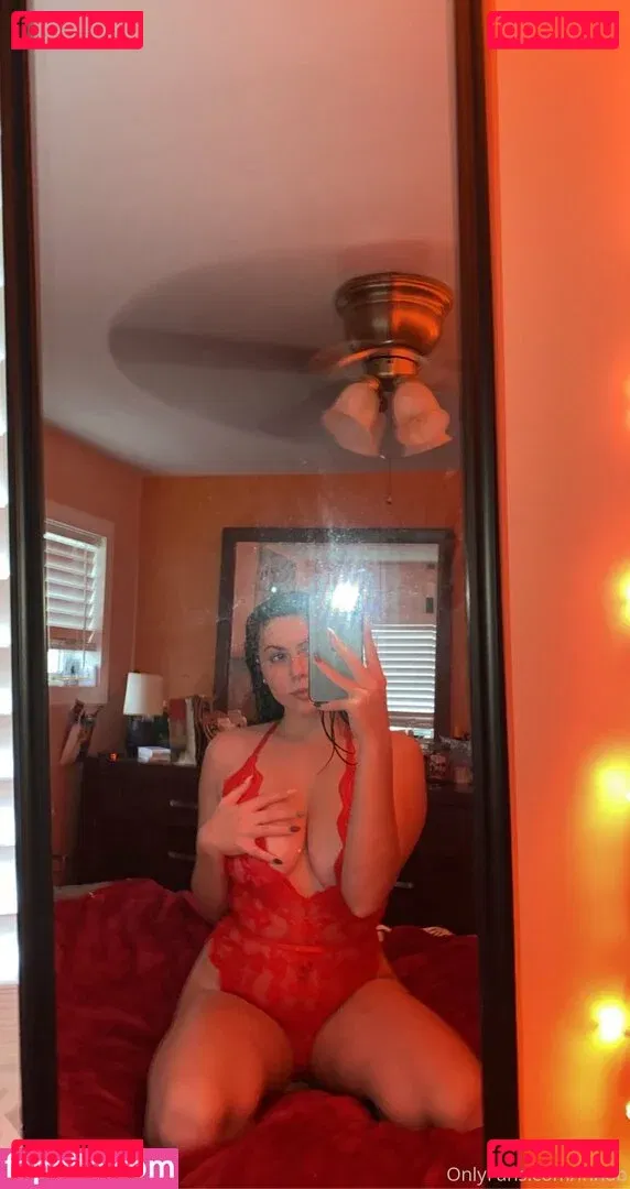 innub Onlyfans Photo Gallery 