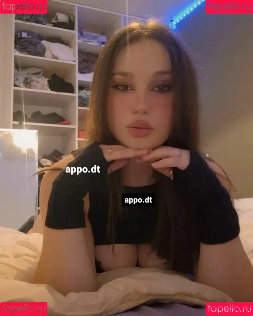 Appoline Onlyfans Photo Gallery 
