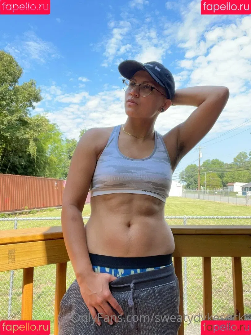 sweatydykesocks Onlyfans Photo Gallery 