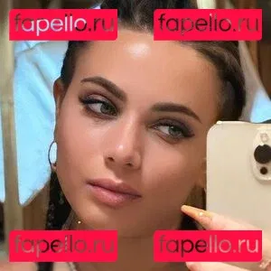 Laurab974 Onlyfans Photo Gallery 