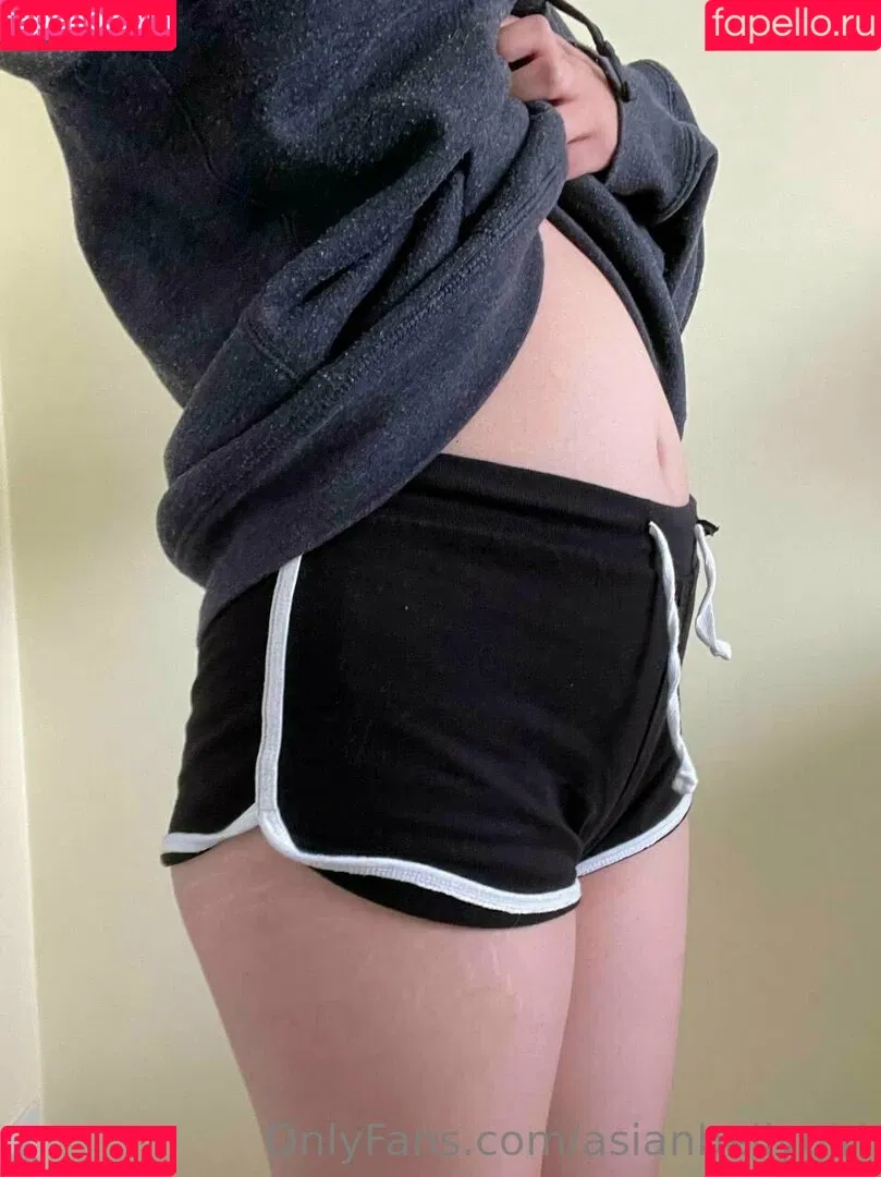 asianbellygirl Onlyfans Photo Gallery 