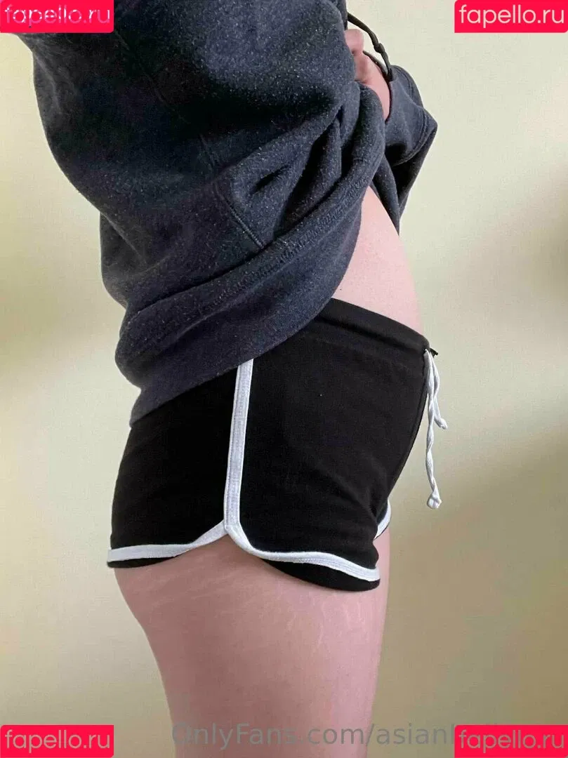 asianbellygirl Onlyfans Photo Gallery 