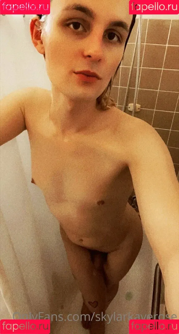 skylarkayerose Onlyfans Photo Gallery 