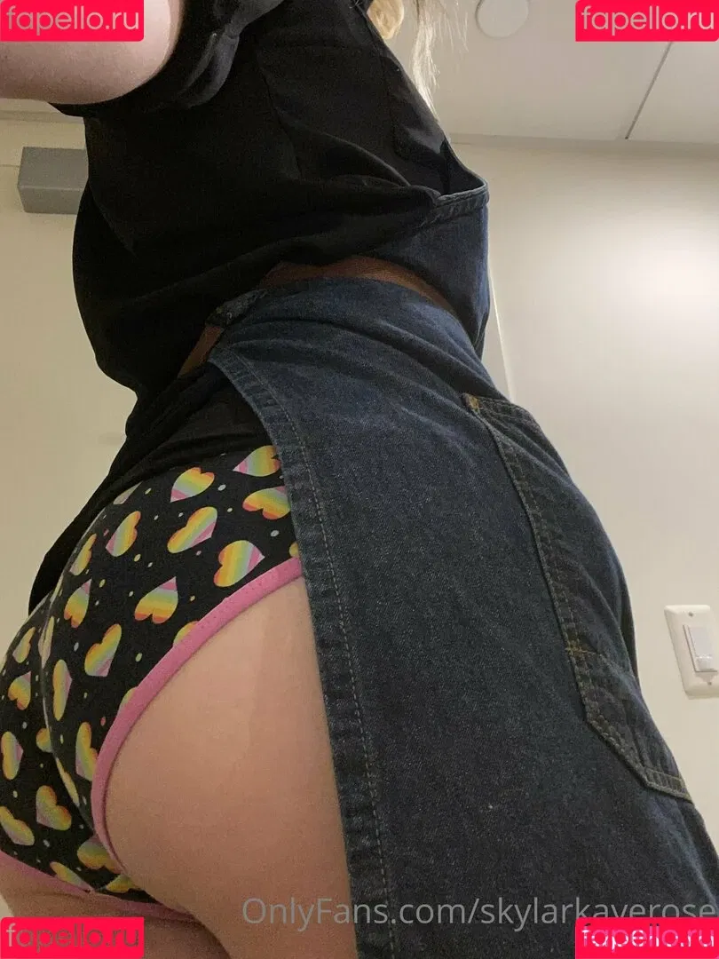skylarkayerose Onlyfans Photo Gallery 
