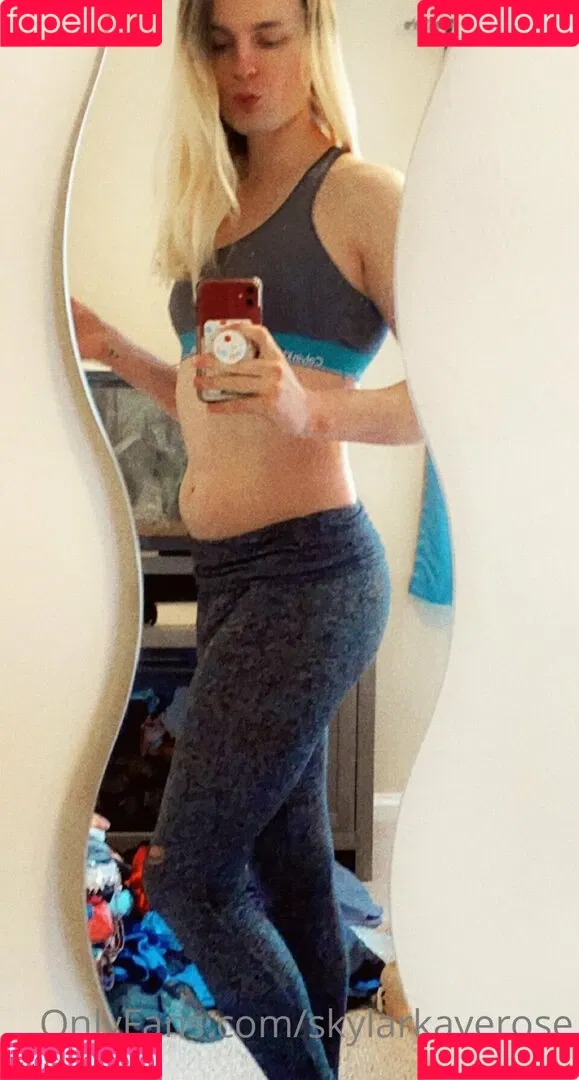 skylarkayerose Onlyfans Photo Gallery 