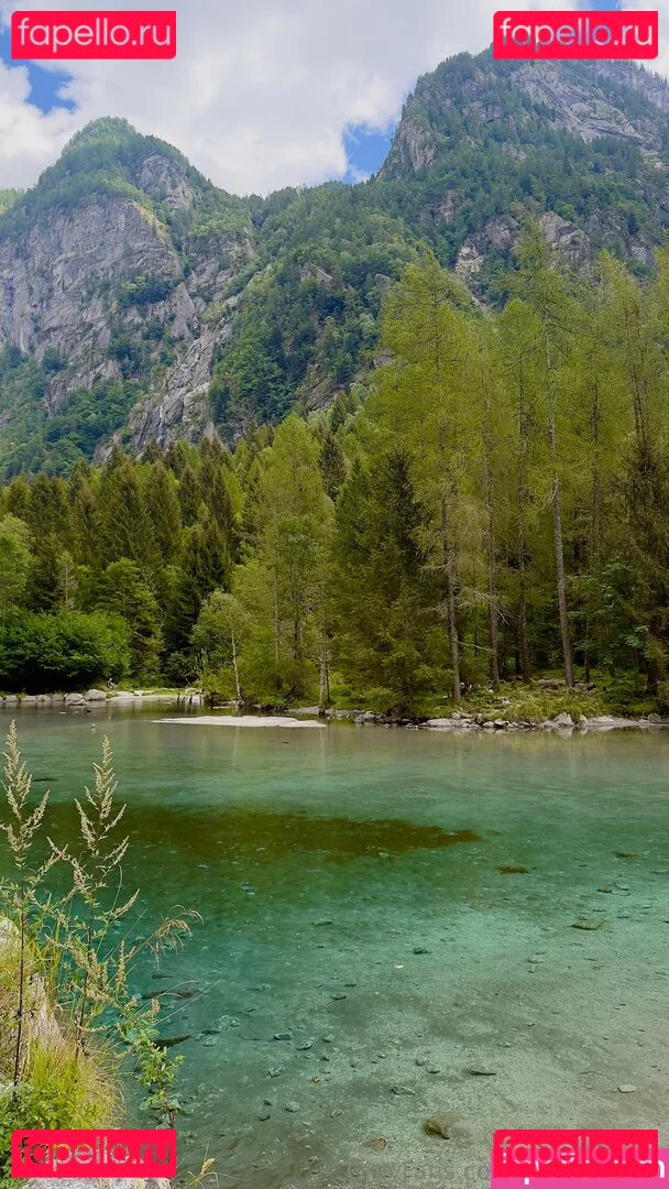 mianataliah Onlyfans Photo Gallery 