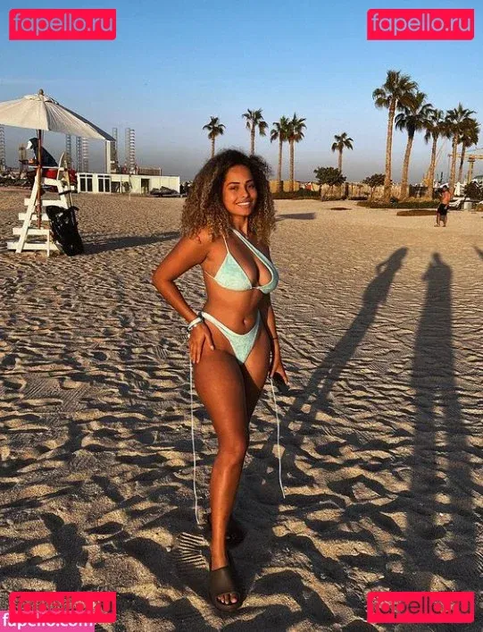 Giulya SG Onlyfans Photo Gallery 